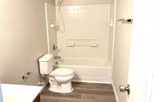 2011 Limestone Dr, Grand Prairie, TX 75052 - Photo 13