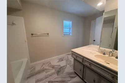 1620 Lexington Place, Bedford, TX 76022 - Photo 11