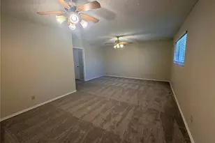 1620 Lexington Pl, Bedford, TX 76022 - Photo 9