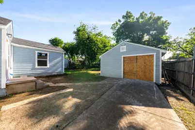 1239 Tarpley Avenue, Dallas, TX 75211 - Photo 9