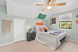 301 N Lyon St, Tom Bean, TX 75491 - Photo 23