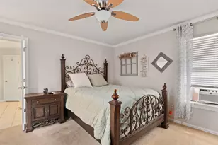 301 N Lyon St, Tom Bean, TX 75491 - Photo 17