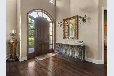 2125 Bradford Park, Fort Worth, TX 76107 - Photo 3