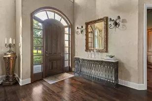 2125 Bradford Park, Fort Worth, TX 76107 - Photo 3