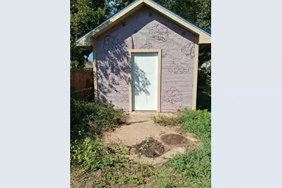 319 W Moore Street, Sherman, TX 75090 - Photo 9