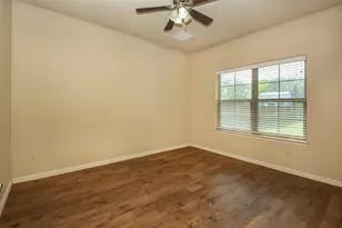 700 E Bullock St, Denison, TX 75021 - Photo 11