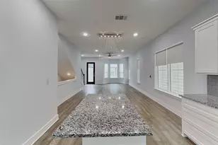 217 S Village Way, Lewisville, TX 75057 - Photo 5