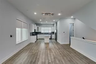 217 S Village Way, Lewisville, TX 75057 - Photo 7