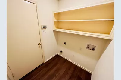 4002 Stonecastle Drive, Garland, TX 75044 - Photo 17