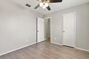 320 Deer Run Dr, Sanger, TX 76266 - Photo 23