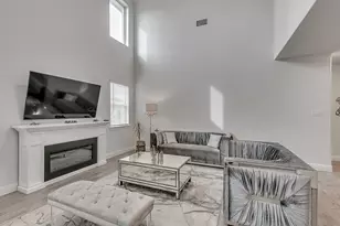 6028 Paddock Ln, Little Elm, TX 76227 - Photo 7