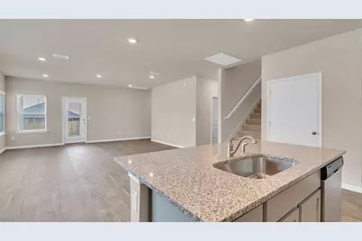 3670 Zenith Drive, Grand Prairie, TX 75052 - Photo 3