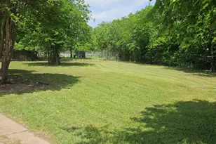 901 N Blanche St, Terrell, TX 75160 - Photo 19