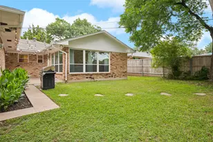 8426 Baumgarten Dr, Dallas, TX 75228 - Photo 27