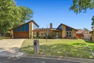 1001 Sean Ct, Hurst, TX 76053 - Photo 1