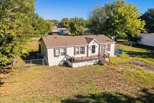210 E Shadowwood, Gun Barrel City, TX 75156 - Photo 1