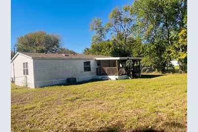 210 E Shadowwood, Gun Barrel City, TX 75156 - Photo 9