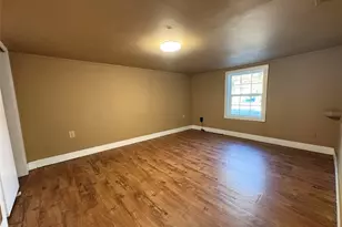 909 Vine St, Denton, TX 76209 - Photo 7