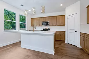 8916 Whitehall Ln, Dallas, TX 75232 - Photo 11