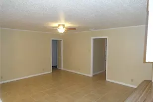 1809 Santa Clara Ct, Grand Prairie, TX 75051 - Photo 17