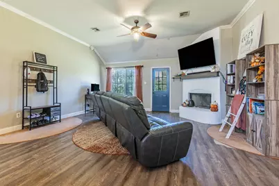 4930 Spring Valley Road, Lorena, TX 76655 - Photo 3