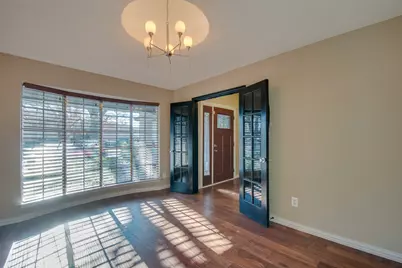 5605 Trails Edge Drive, Arlington, TX 76017 - Photo 3