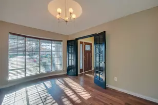 5605 Trails Edge Dr, Arlington, TX 76017 - Photo 3