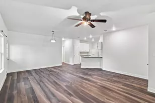 1837 Jennifer Ct, Pelican Bay, TX 76020 - Photo 5