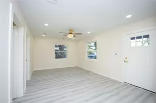 1103 N Sherman St, Ennis, TX 75119 - Photo 3
