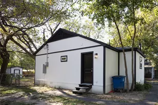 1103 N Sherman St, Ennis, TX 75119 - Photo 15