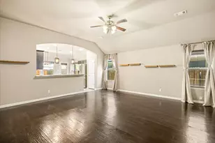 2064 Leonard Ranch Rd, Fort Worth, TX 76134 - Photo 5