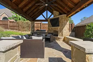 8200 Edgemont Ct, North Richland Hills, TX 76182 - Photo 33