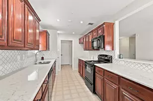 2325 Wakecrest Dr, Fort Worth, TX 76108 - Photo 9