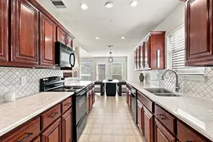 2325 Wakecrest Dr, Fort Worth, TX 76108 - Photo 11