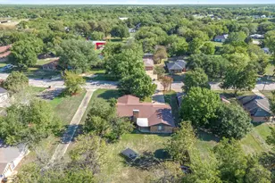 322 Juanita Ave, Wills Point, TX 75169 - Photo 3