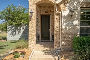 1008 10th St, Argyle, TX 76226 - Photo 3