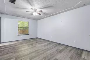 1309 Berry Dr, Cleburne, TX 76033 - Photo 13