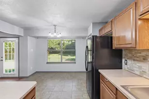 1309 Berry Dr, Cleburne, TX 76033 - Photo 11
