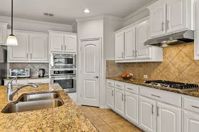 9220 Bronze Meadow Drive, Fort Worth, TX 76131 - Photo 7