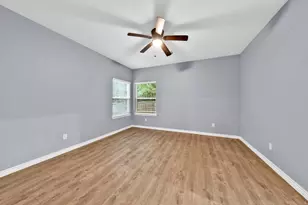 2909 S Scullin Ave, Denison, TX 75020 - Photo 17
