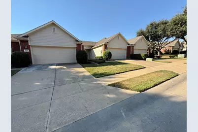 236 Bexar Drive, Lewisville, TX 75067 - Photo 3