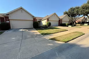 236 Bexar Dr, Lewisville, TX 75067 - Photo 3