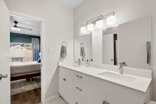 3550 Country Square Dr, Carrollton, TX 75006 - Photo 19