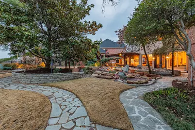 800 Oakwood Court, Highland Village, TX 75077 - Photo 33