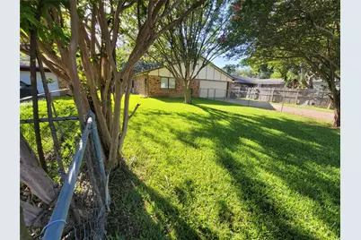 2626 Dove Meadow Drive, Garland, TX 75043 - Photo 9