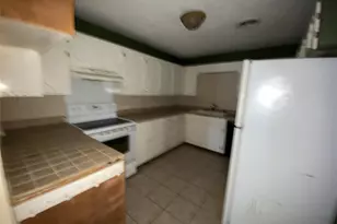 [Address not provided], Vidor, TX 77662 - Photo 5