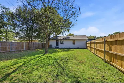703 E Sears Street, Denison, TX 75021 - Photo 23