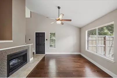 5638 Cedar Creek Drive, Benbrook, TX 76109 - Photo 9
