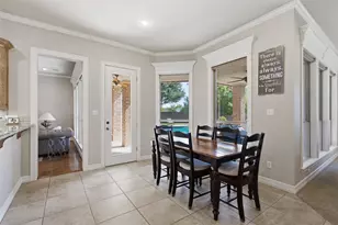 9204 Hailey Ct, North Richland Hills, TX 76182 - Photo 11