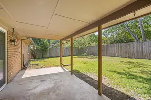 6410 Willow Springs Dr, Arlington, TX 76001 - Photo 19